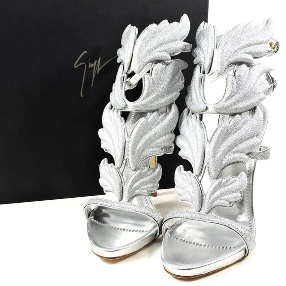 サンダル・ミュール GIUSEPPE ZANOTTI Women Sandals E100072 SILVER New Authentic Giuseppe Zanotti Silver Cruel Wing Flat